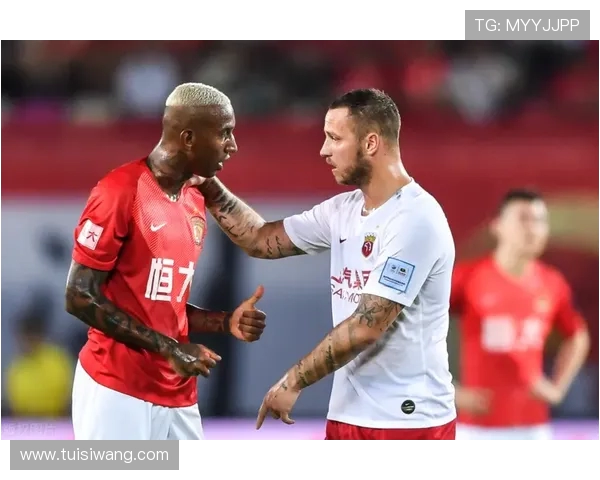 篮网与黄蜂激战305场赛季关键对决引发球迷热议